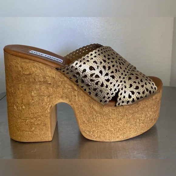Steve Madden Women's Metallic Gold Platform Mules - Picture 3 of 9